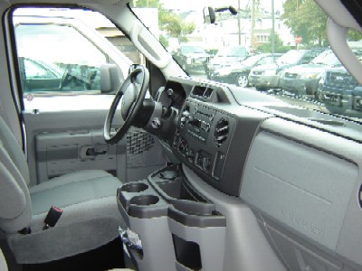 2010 FORD E350 12 PASSENGER VAN